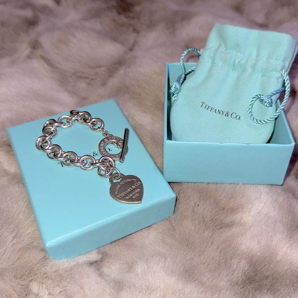 Tiffany & Co. Return to Tiffany Heart Tag Toggle Bracelet Silver - Picture 3 of 8